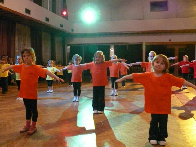 Dětsk&yacute; aerobik